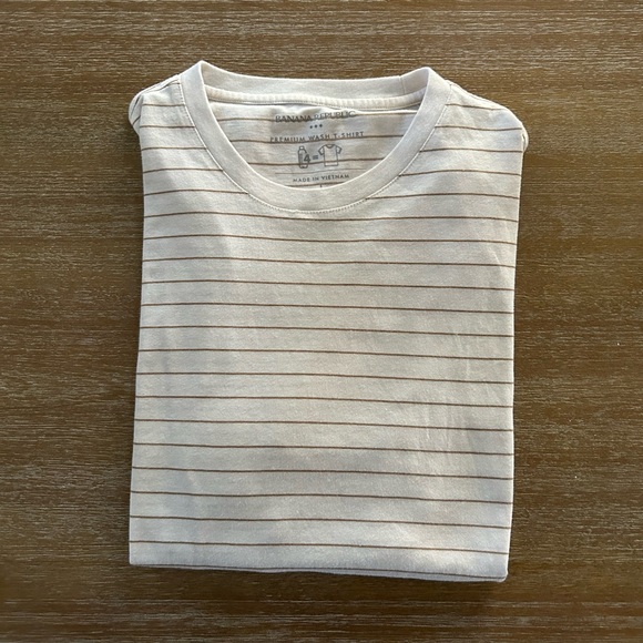 Banana Republic Premium Wash Striped Crew-Neck T-Shirt - Picture 2 of 9
